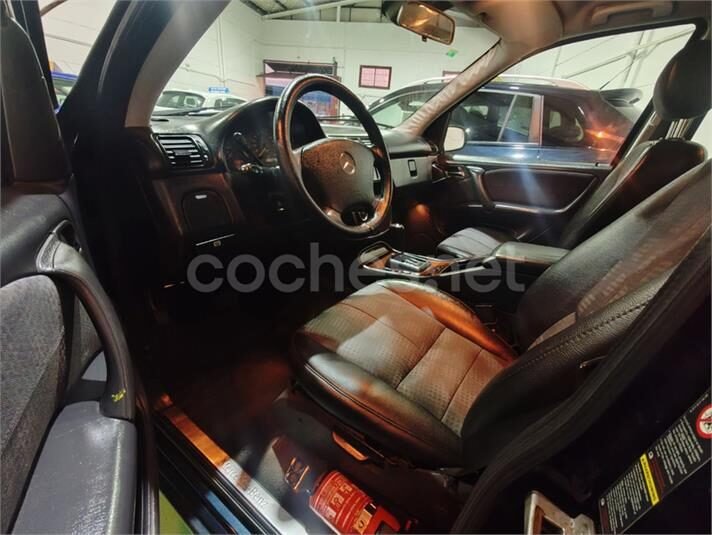MERCEDES-BENZ Clase M ML 270 CDI AUTO