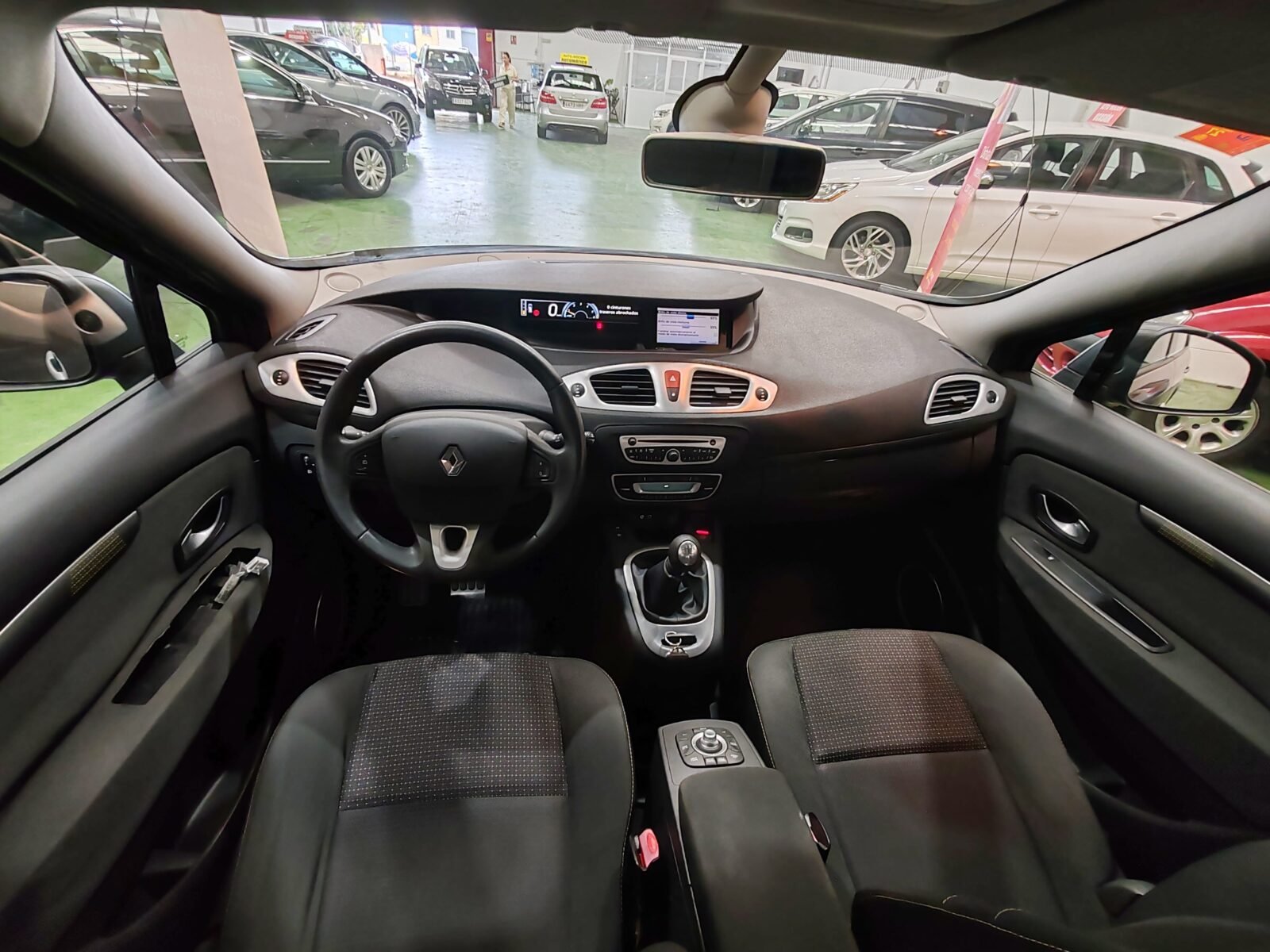 RENAULT Gran Scénic 1.5 dci Dinámique