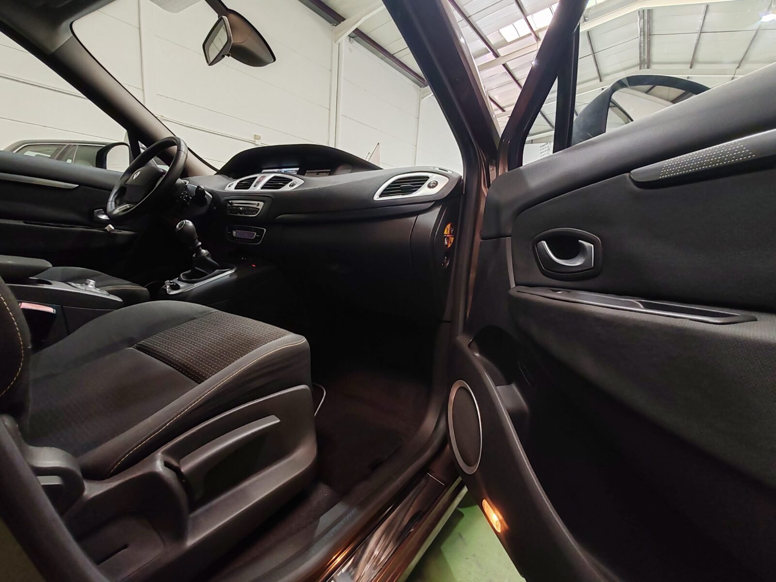 RENAULT Gran Scénic 1.5 dci Dinámique