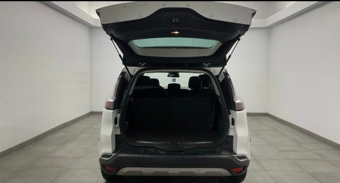 RENAULT Espace Zen Energy dCi TT EDC