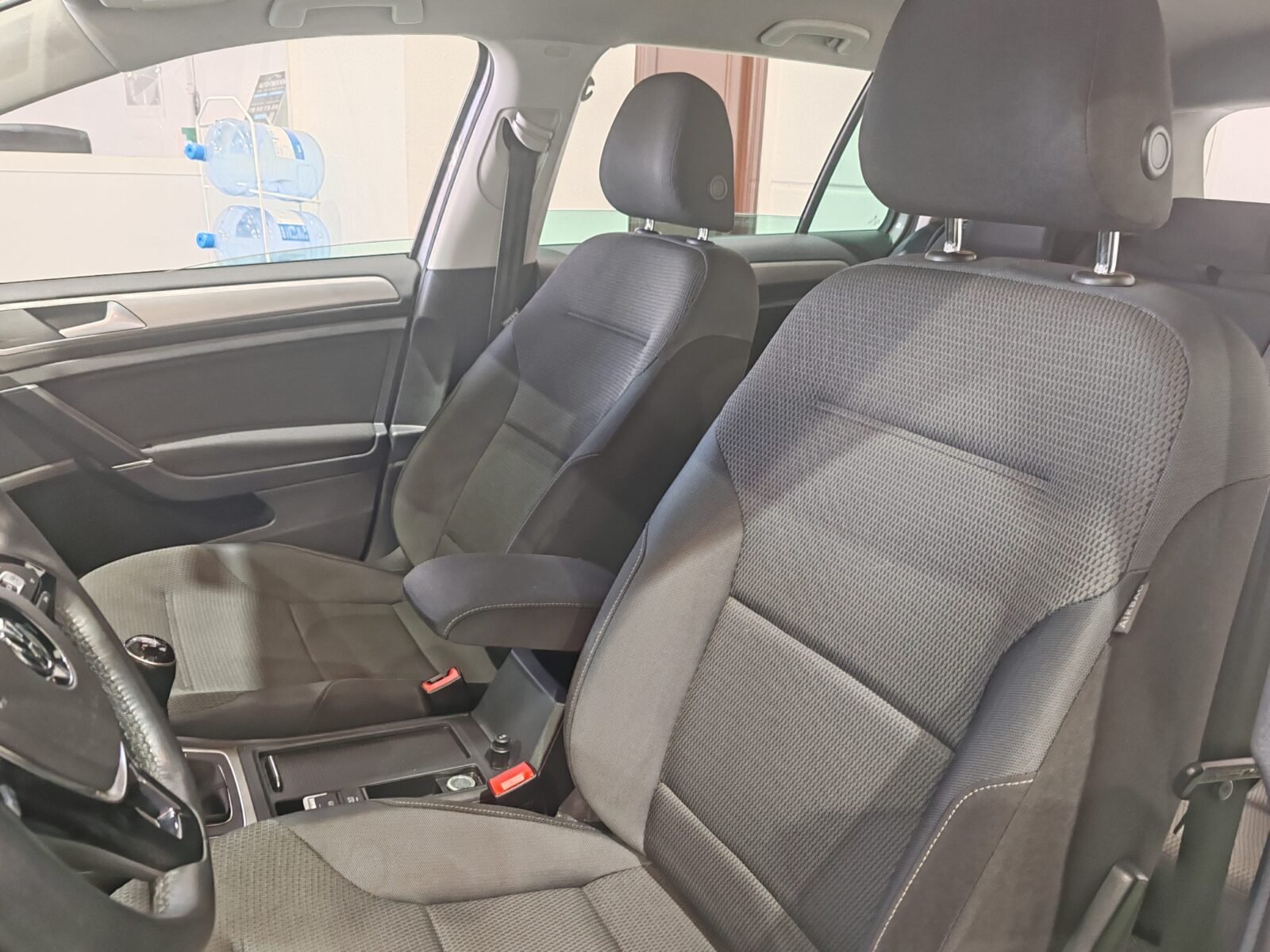 VOLKSWAGEN Golf 1.6 Tdi