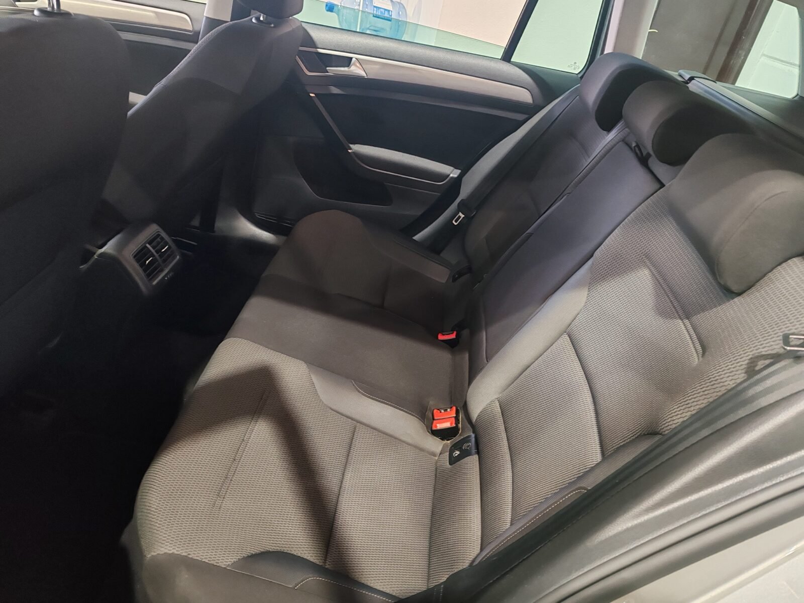 VOLKSWAGEN Golf 1.6 Tdi