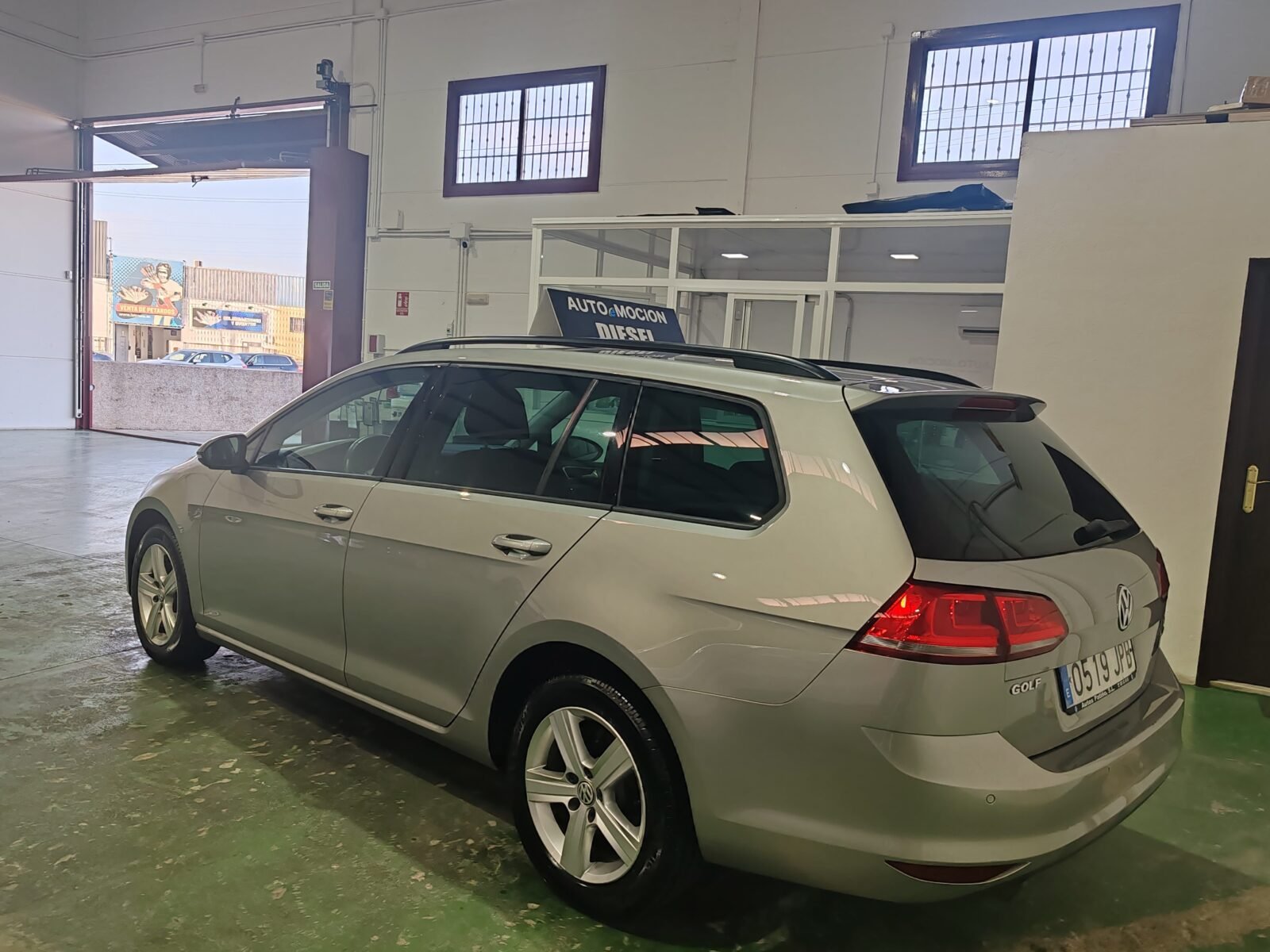 VOLKSWAGEN Golf 1.6 Tdi