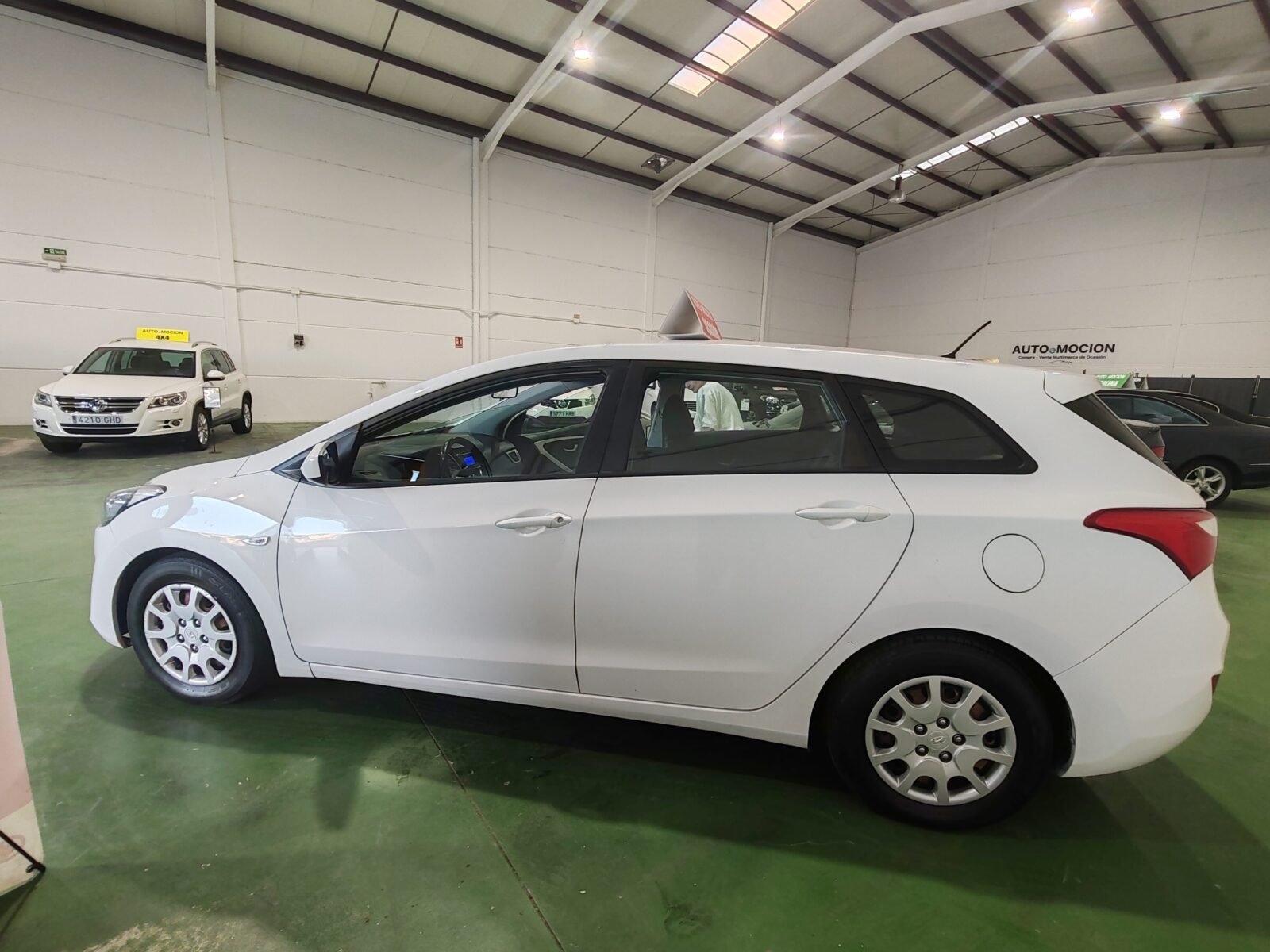 HYUNDAI i30 1.6 crd Go